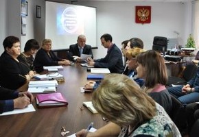 Глава Шарыпово провел первое аппаратное совещание в 2016 году