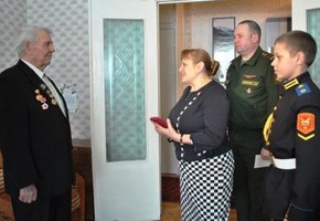 Награды вручаются героям!