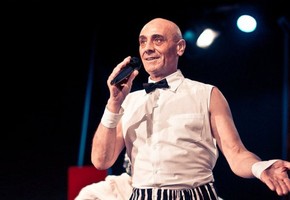 Шарыповский актер получил «Золотую Маску»!