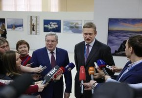 СУЭК представила на форум выставку «Первозданная Россия»