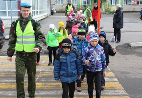 Дорожные полицейские провели занятие с воспитанниками кадетского корпуса