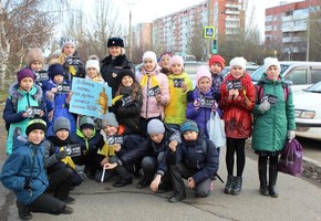 Около 50 водителей Шарыпово присоединились к акции «За рулем только чай»