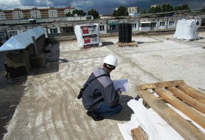 Ищут временную крышу