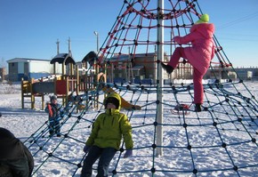 Выходи гулять на зимние забавы!