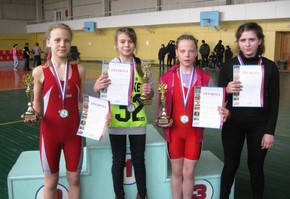 Золотые девчонки и серебряный мальчик