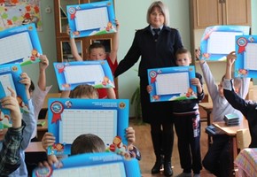 Дорожные полицейские напомнили юным пешеходам о правилах дорожного движения