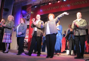 Любовь, комсомол и весна!