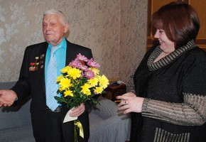 Памятные медали героям