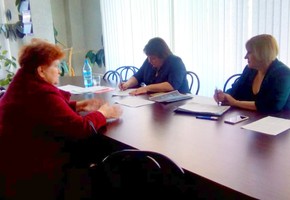 Глава города Наталья Петровская провела личный прием жителей поселка Дубинино