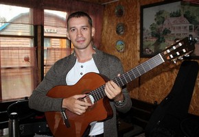 Им даже дождь подпевает...