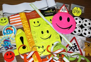 Дорожные полицейские напоминают о необходимости использования световозвращающих элементов