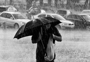 Госавтоинспекторы предупреждают автовладельцев о неблагоприятных погодных условиях