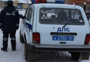 Сотрудники Госавтоинспекции напоминают о необходимости использования ремней безопасности