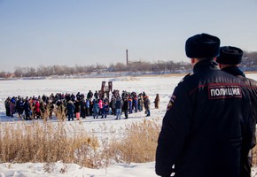 Сотрудники полиции обеспечат охрану общественного порядка во время празднования Крещения Господня