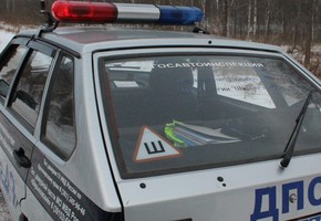 Госавтоинспекция рекомендует водителям и пешеходам быть предельно внимательными на дорогах при неблагоприятных погодных условиях