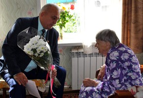 Поздравили ветерана