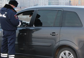 Сотрудники ГИБДД призывают оплачивать административные штрафы в установленные законом сроки