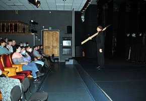 В Шарыповском городском драматическом театре состоялась премьера спектакля "Хор"