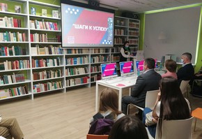 СУЭК: 20 встреч с героями. В Красноярском крае прошел телемост  с победителями конкурса "Земский доктор"