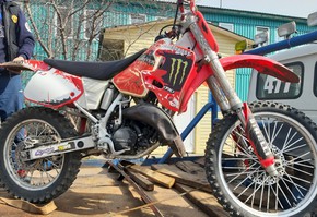 Сотрудники полиции выясняют обстоятельства ДТП с участием мотоциклиста в г. Шарыпово