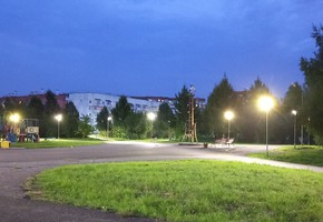 Парк Белый теперь светлый