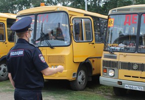 Сотрудники ГИБДД напоминают об организованной перевозке групп детей автобусами