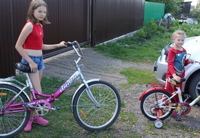 Сотрудники Госавтоинспекции напоминают Правила дорожного движения для велосипедистов и мотоциклистов