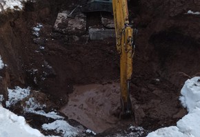 Продолжается ликвидация аварии на водопроводе в п. Дубинино