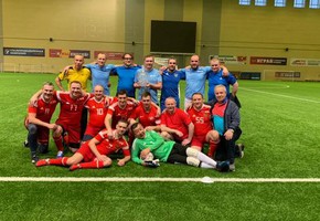 Красноярские угольщики и медики провели юбилейный турнир по шахфутболу