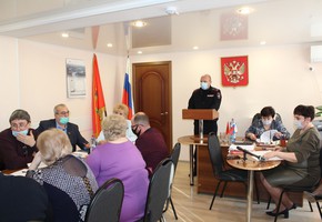 Врио начальника МО МВД России «Шарыповский» Сергей Галис отчитался перед депутатами города