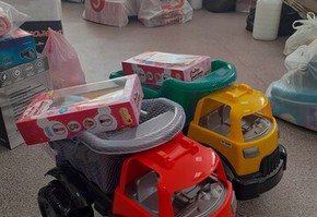 Сбор помощи для Донбасса в Шарыпове продолжается