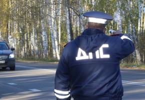 Сотрудники Госавтоинспекции за выходные дни привлекли к административной ответственности около 90 нарушителей