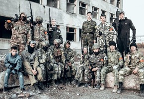 В клубе «Юный десантник» продолжается обучение