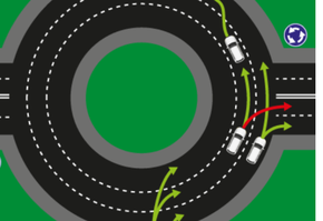 Сотрудники ГИБДД напоминают о правилах проезда кольцевых развязок