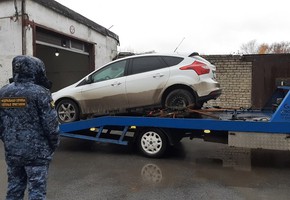 Судебные приставы арестовали служебную машину одного из предприятий в Ачинске за долги перед ПАО «Красноярскэнергосбыт»