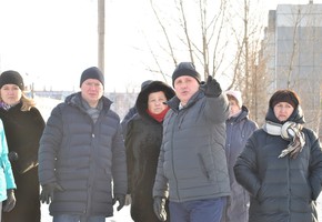 Заместитель губернатора Сергей Еремин поддержал проект дальнейшей реконструкции сквера Победы в Шарыпове