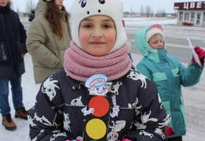 Сотрудники ГИБДД напоминают водителям о проявлении максимальной бдительности на проезжей части в связи с окончанием школьных каникул