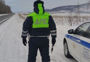 Дорожные полицейские за минувшие выходные отстранили 3 автолюбителей от управления транспортными средствами в нетрезвом виде